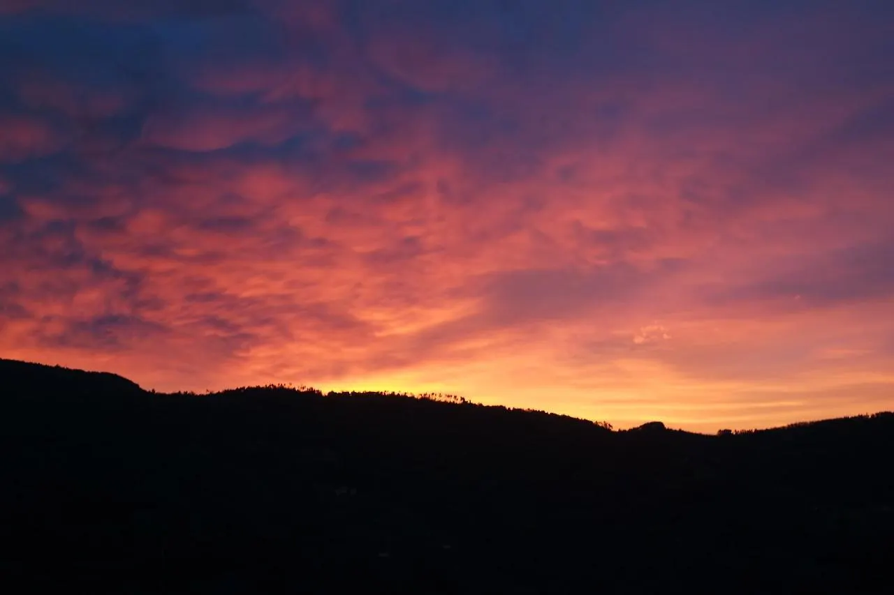 La Terrazza Sulle 9 Castella 0*, Pescia Italy